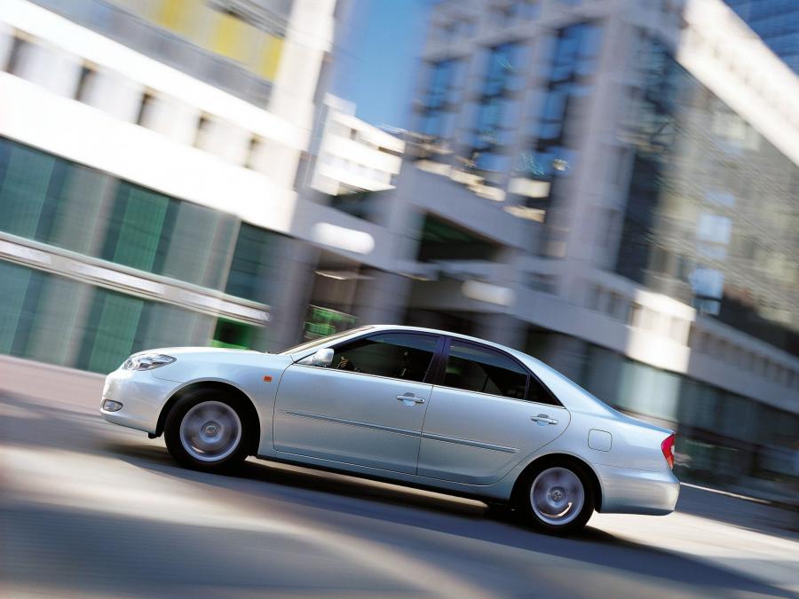 Toyota Camry 2001 года  (фото 15 из 31)